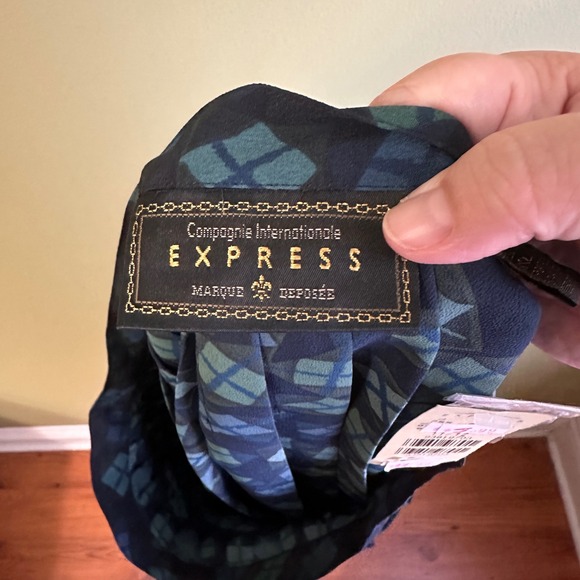 Express Vintage Pleated Skirt Diamond Print Blue 11/12 Argyle Preppy Academia - Picture 7 of 9